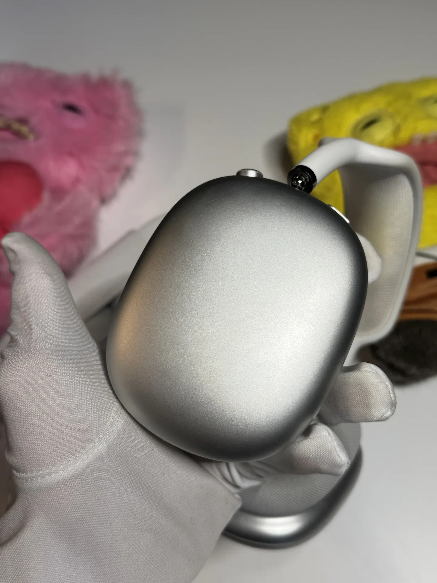 AirPods Max Silver Lightning